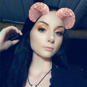 Meet your Posher, Alyssa